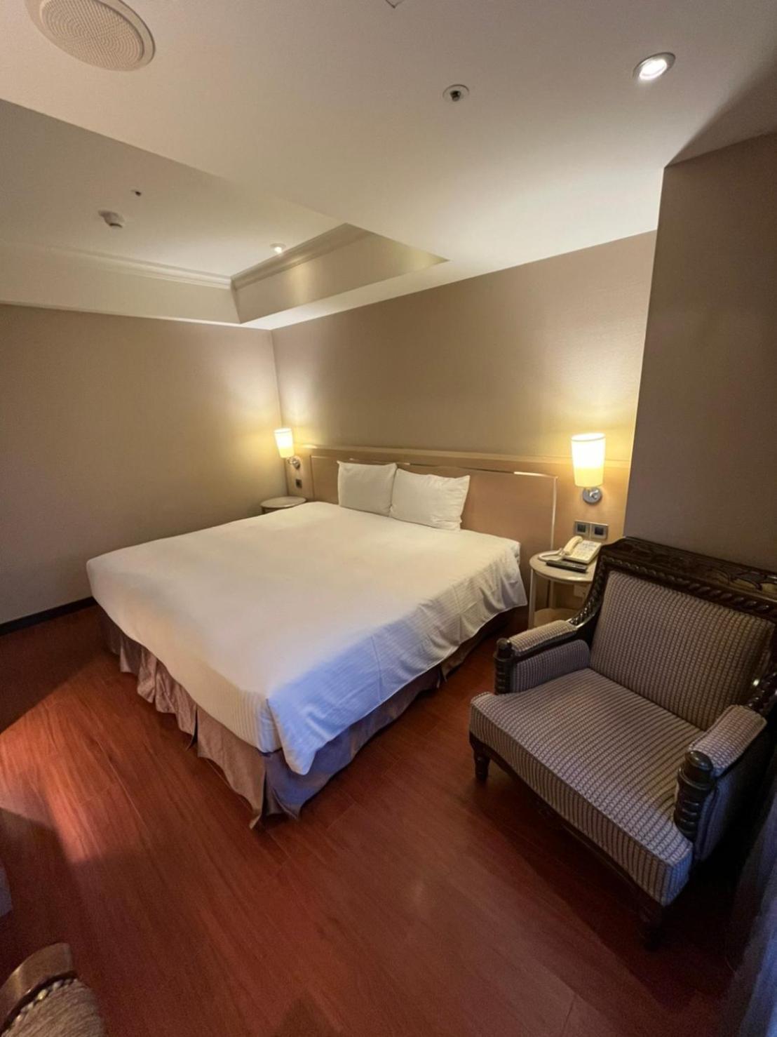 Taichung Charming City Hotel Exterior foto