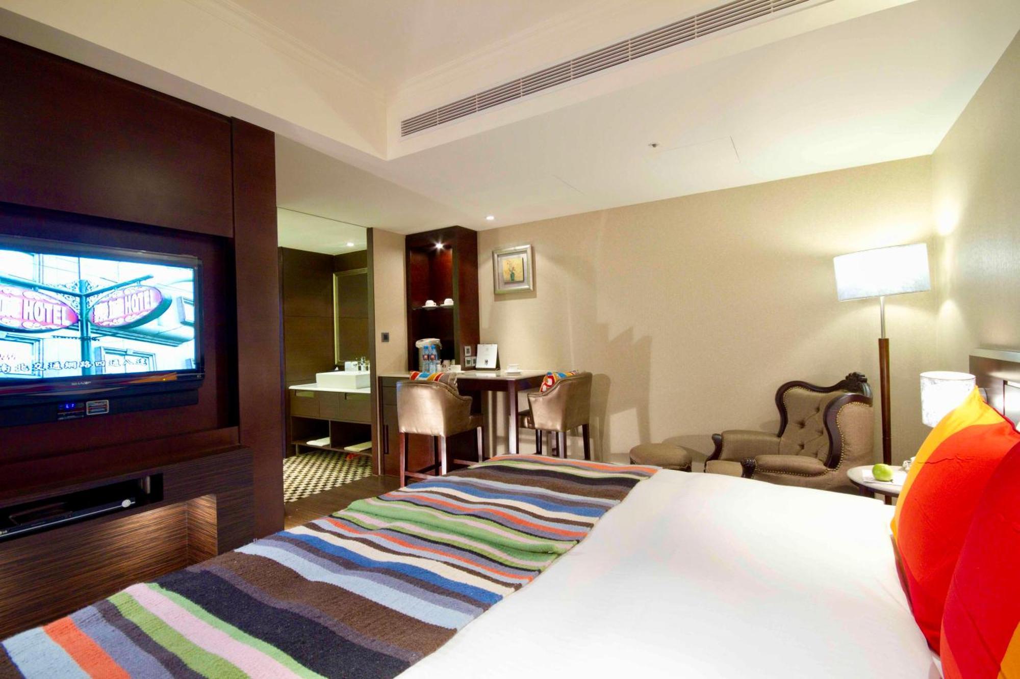 Taichung Charming City Hotel Exterior foto