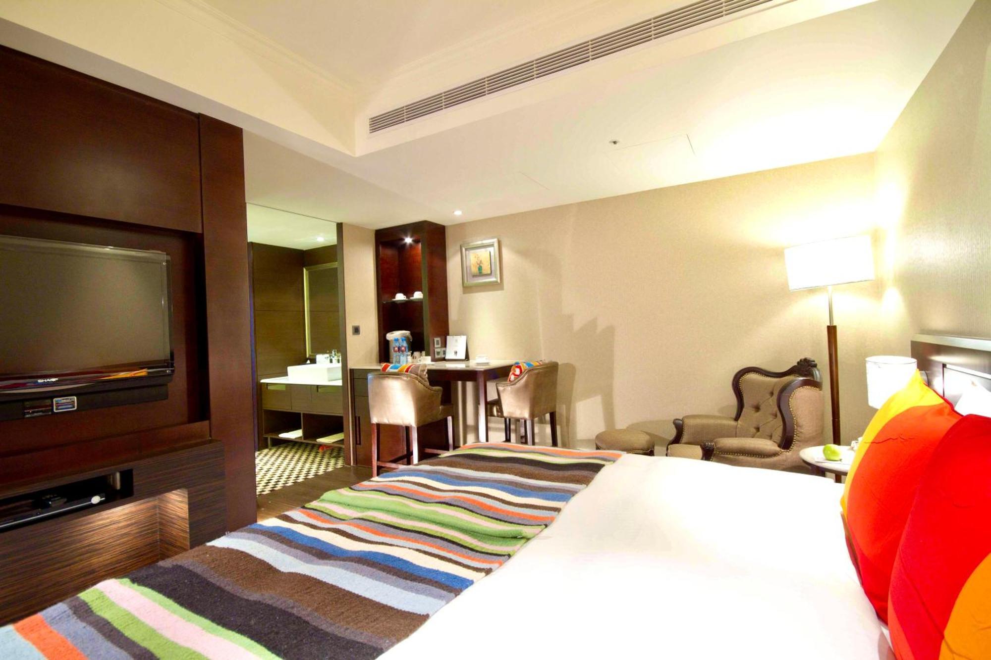 Taichung Charming City Hotel Exterior foto